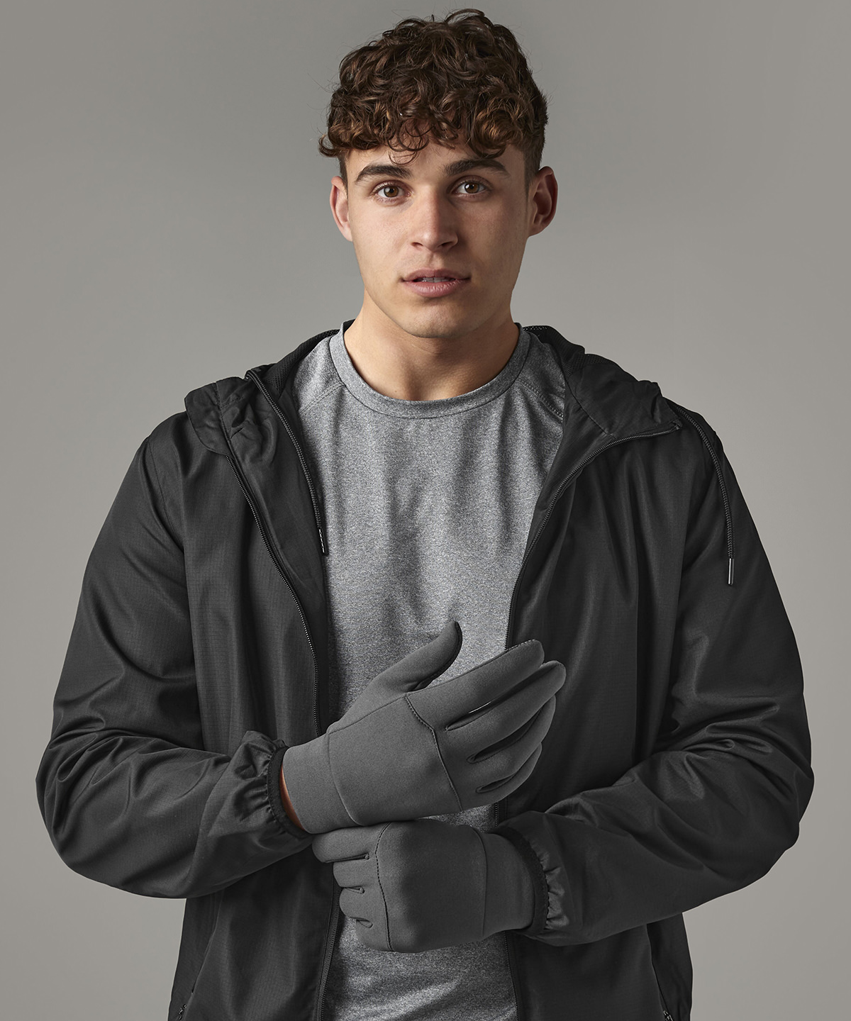 Softshell sports tech gloves 1 Softshell sports tech gloves