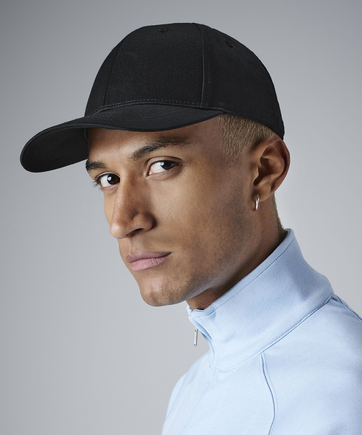 Urbanwear 6-panel snapback 1 Urbanwear 6-panel snapback