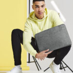 Essential 15" laptop case