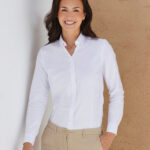 Women's modern long sleeve Oxford shirt