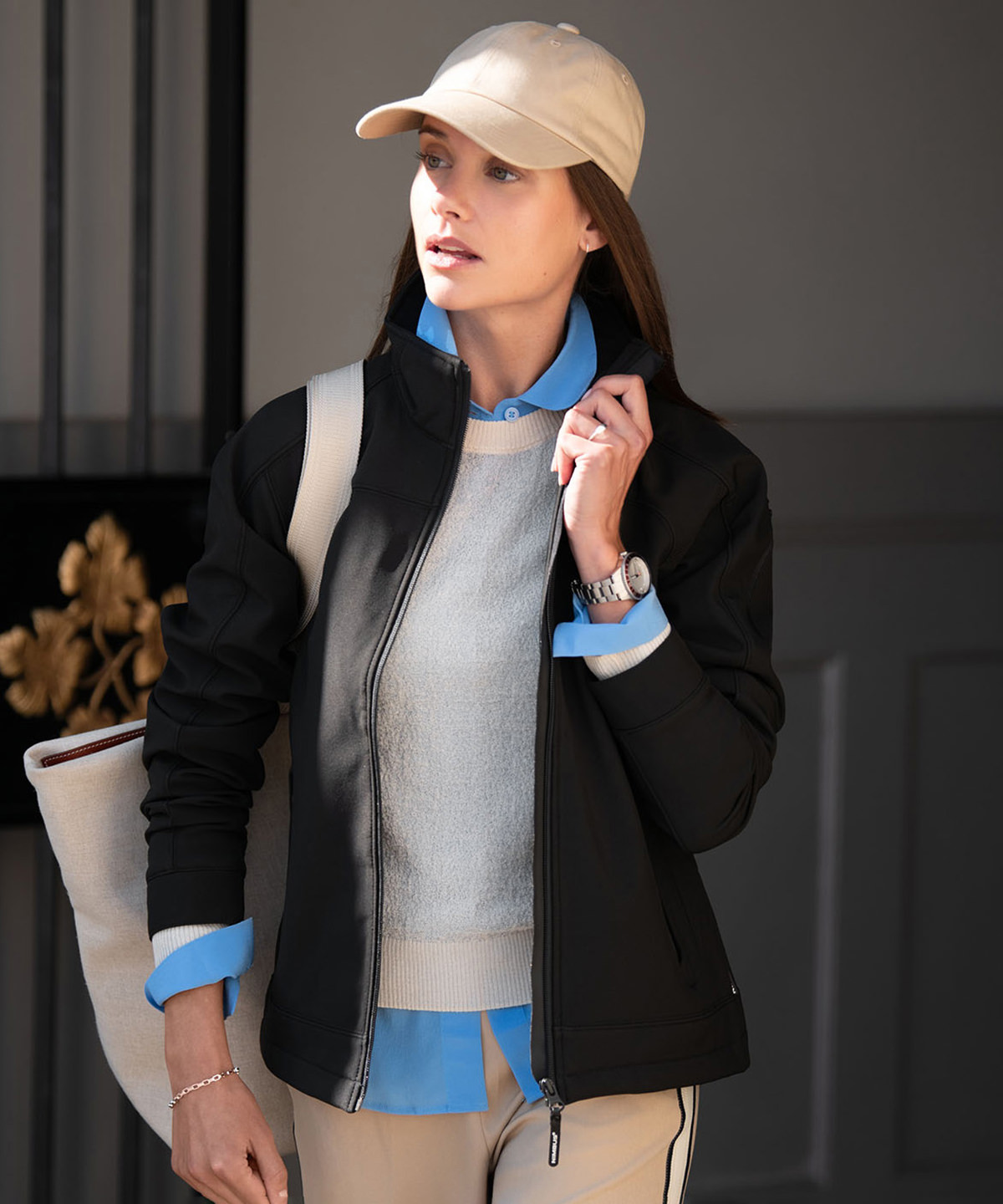 Womens Duxbury  fashionable performance softshell jacket