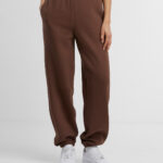 Women’s fluffy sweatpants